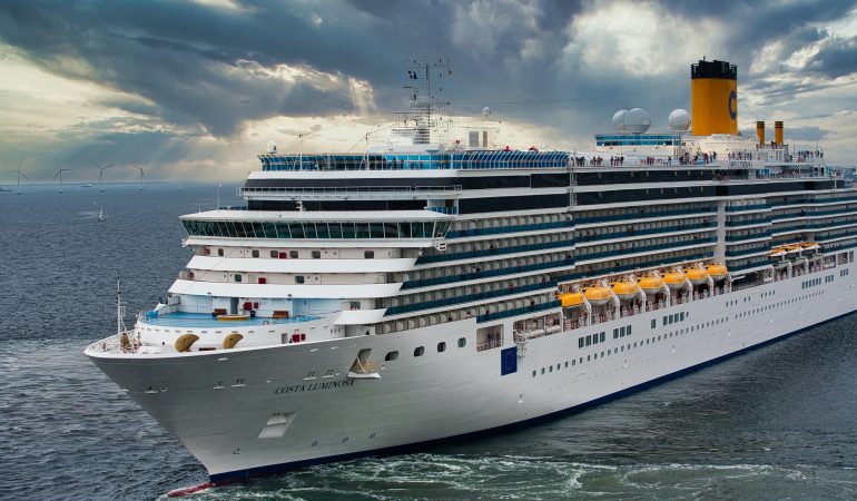 Voyager seul en croisière : est-ce intéressant pour un voyageur solo ?